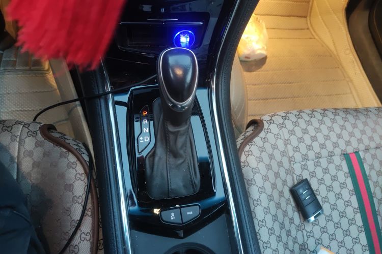 Used Cadillac ATS 2014 28T Comfort Version Gear Lever