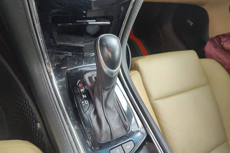 Used Cadillac ATS 2014 28T Comfort Version Gear Lever