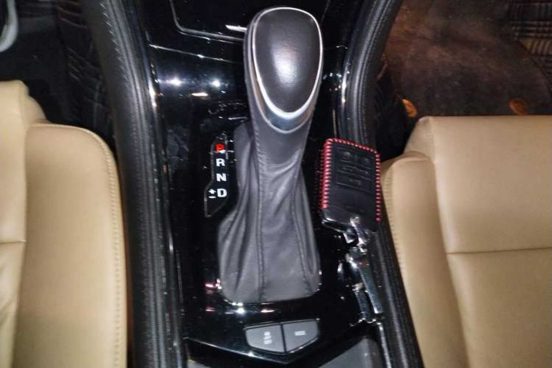 Used Cadillac ATS 2014 28T Elite Edition Gear Lever