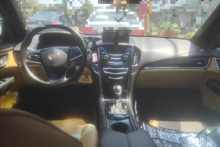 Used Cadillac ATS 2014 28T Comfort Version Interior 2