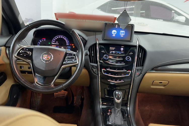 Used Cadillac ATS 2014 28T Comfort Version Interior 3