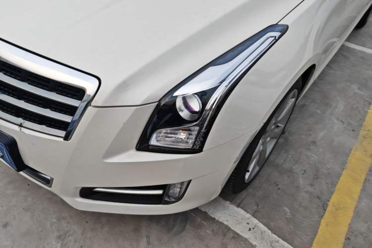 Used Cadillac ATS 2014 28T Comfort Version Left Front Headlight
