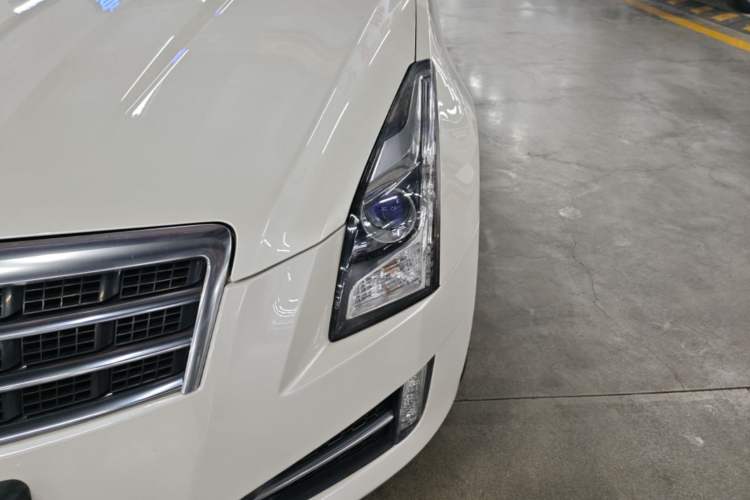Used Cadillac ATS 2014 28T Comfort Version Left Front Headlight
