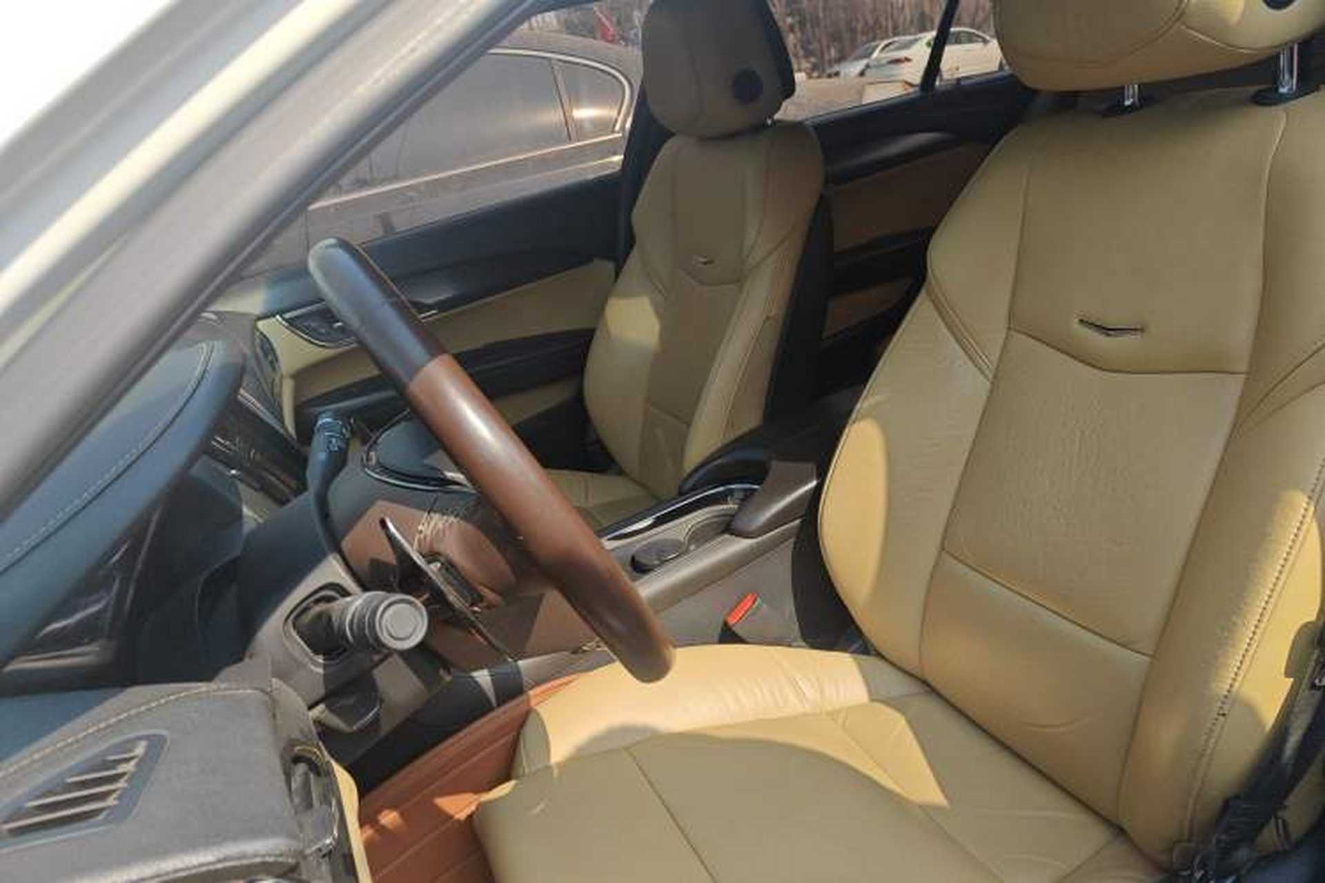 Used Cadillac ATS 2014 28T Comfort Version Left Front Seat