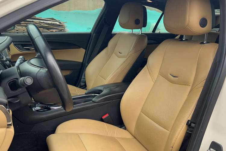 Used Cadillac ATS 2014 28T Comfort Version Left Front Seat
