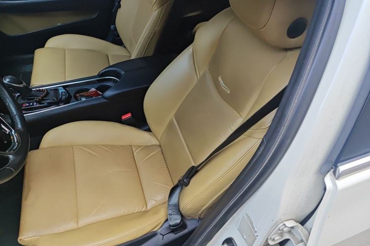 Used Cadillac ATS 2014 28T Comfort Version Left Front Seat