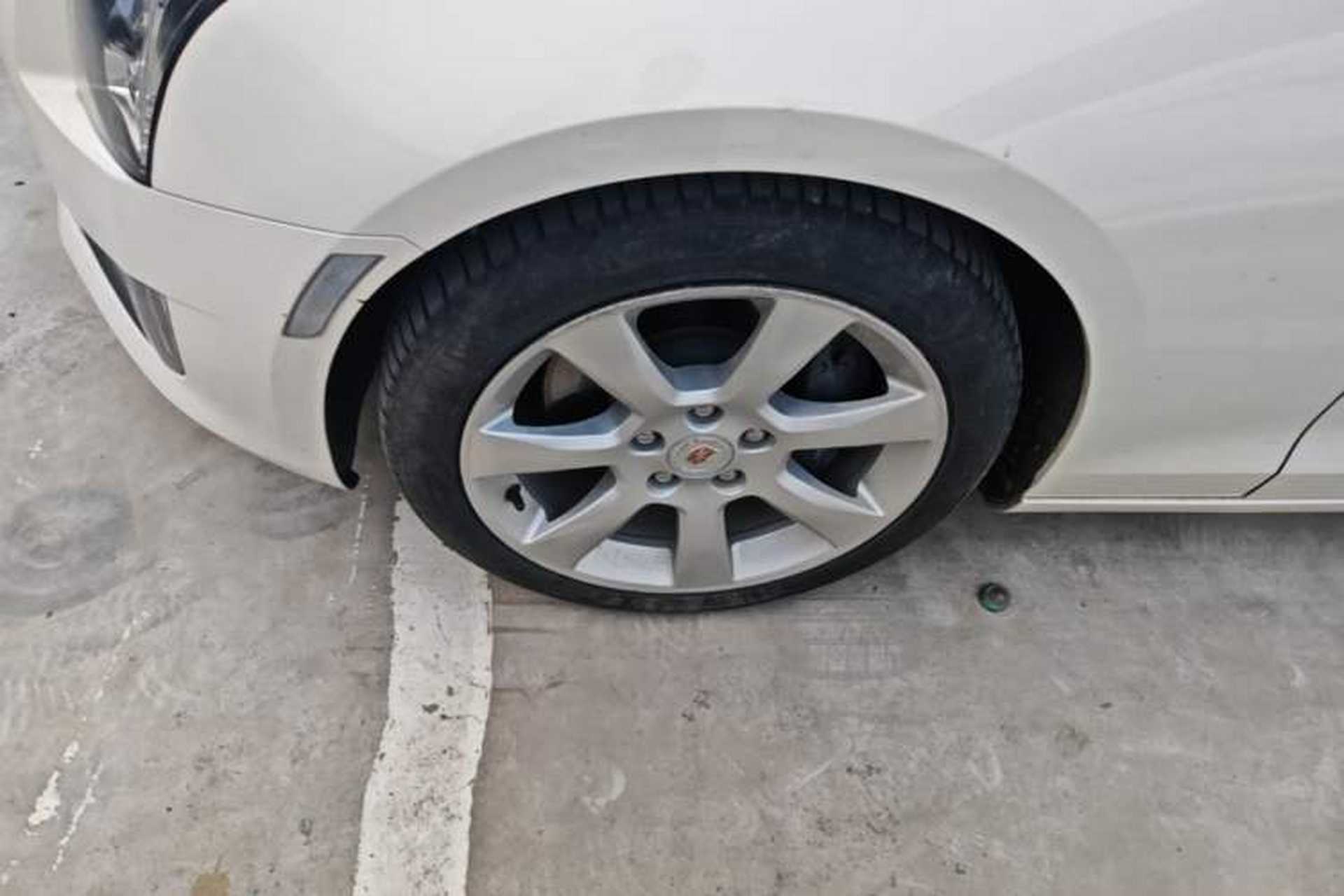 Used Cadillac ATS 2014 28T Comfort Version Left Front Wheel Hub