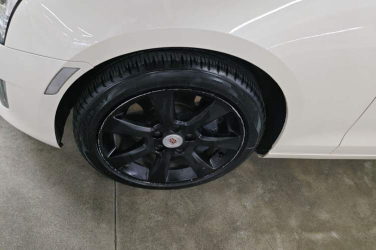 Used Cadillac ATS 2014 28T Comfort Version Left Front Wheel Hub