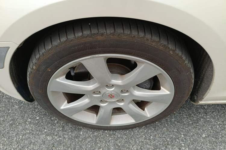 Used Cadillac ATS 2014 28T Comfort Version Left Front Wheel Hub