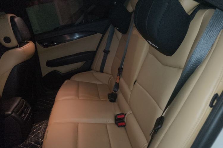 Used Cadillac ATS 2014 28T Comfort Version Left Rear Seat