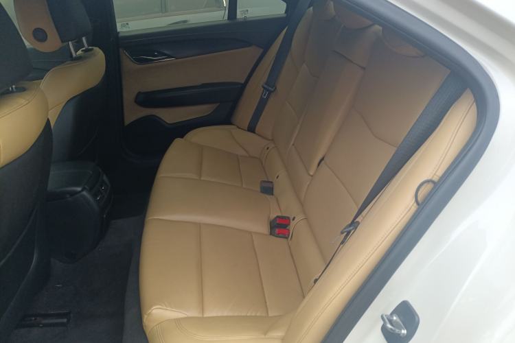 Used Cadillac ATS 2014 28T Comfort Version Left Rear Seat