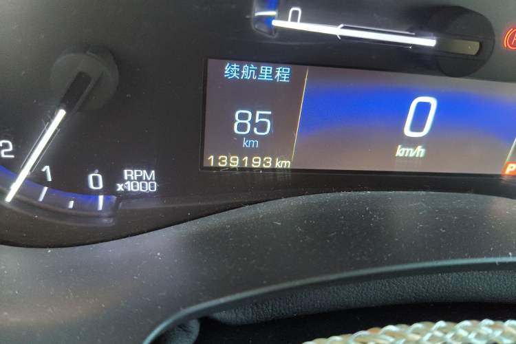 Used Cadillac ATS 2014 28T Leading Model Odometer Close Up