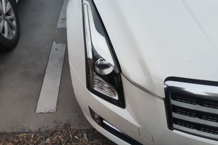 Used Cadillac ATS 2014 28T Comfort Version Right Front Headlight