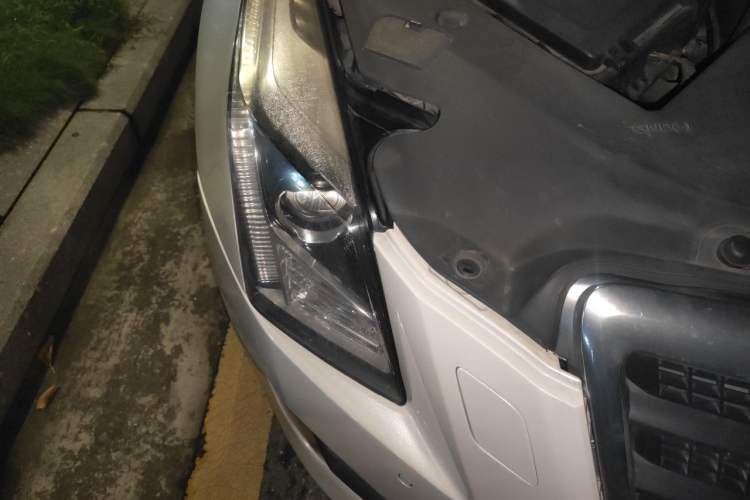 Used Cadillac ATS 2014 28T Leading Model Right Front Headlight