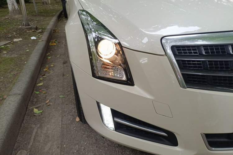 Used Cadillac ATS 2014 28T Elite Edition Right Front Headlight
