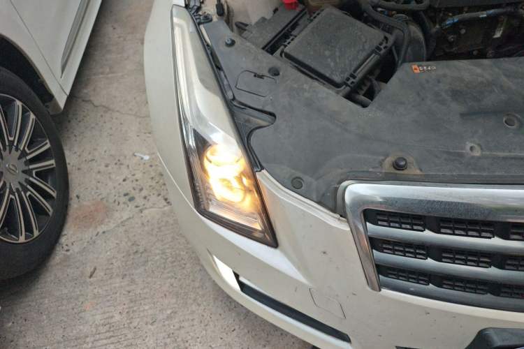 Used Cadillac ATS 2014 28T Elite Edition Right Front Headlight