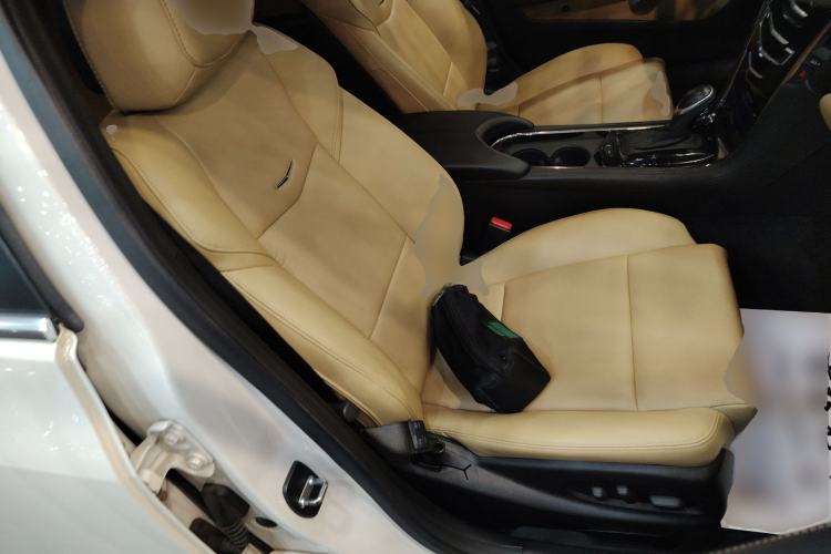 Used Cadillac ATS 2014 28T Comfort Version Right Front Seat