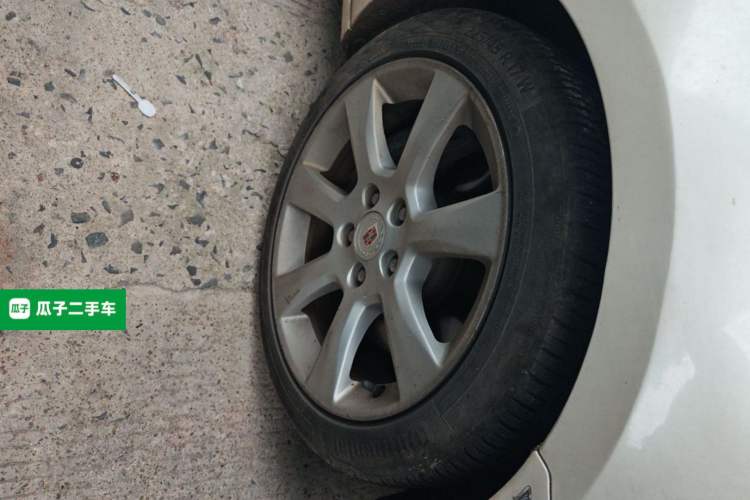 Used Cadillac ATS 2014 28T Elite Edition Right Front Wheel Hub