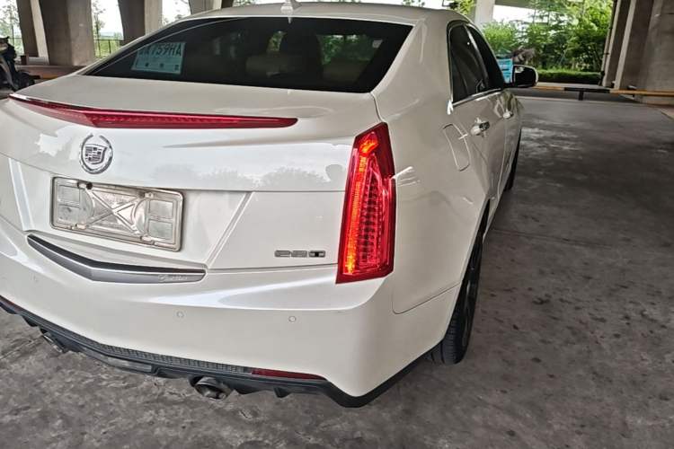 Used Cadillac ATS 2014 28T Elite Edition Right Rear Taillight