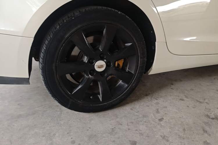 Used Cadillac ATS 2014 28T Elite Edition Right Rear Wheel Hub