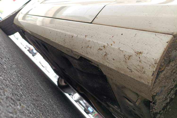 Used Cadillac ATS 2014 28T Comfort Version Right Side Sill