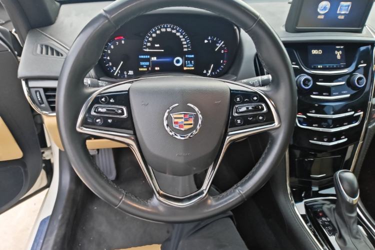 Used Cadillac ATS 2014 28T Comfort Version Steering Wheel