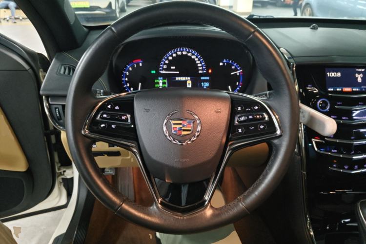 Used Cadillac ATS 2014 28T Comfort Version Steering Wheel
