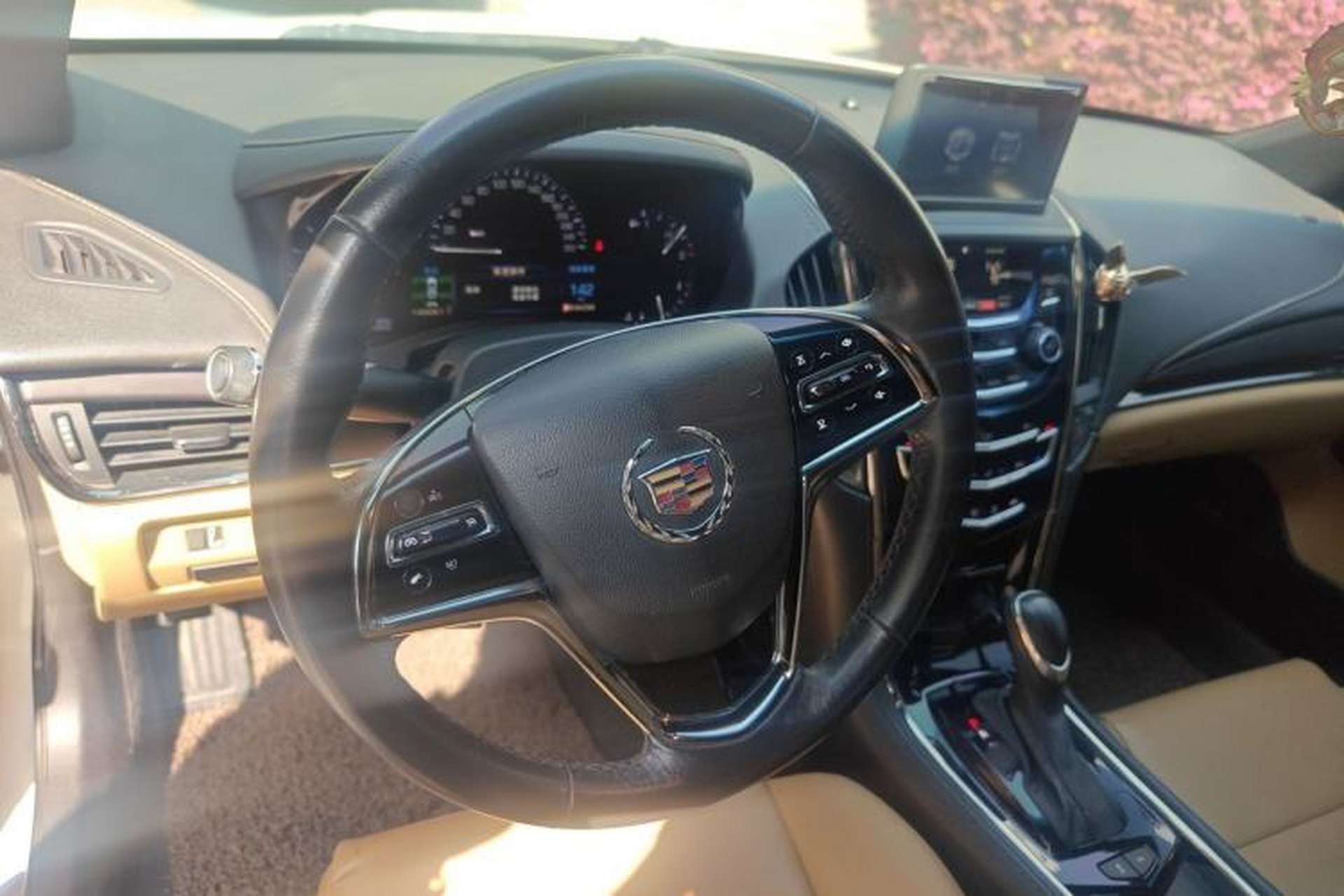 Used Cadillac ATS 2014 28T Comfort Version Steering Wheel