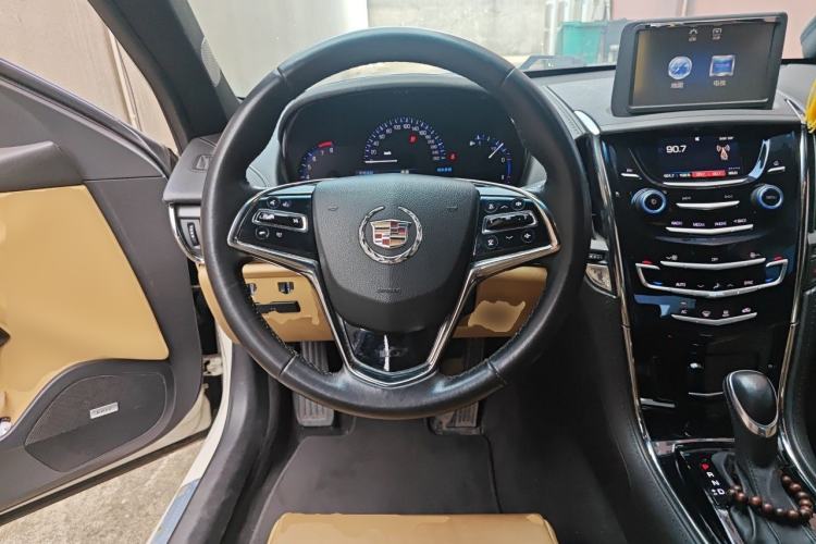 Used Cadillac ATS 2014 28T Comfort Version Steering Wheel