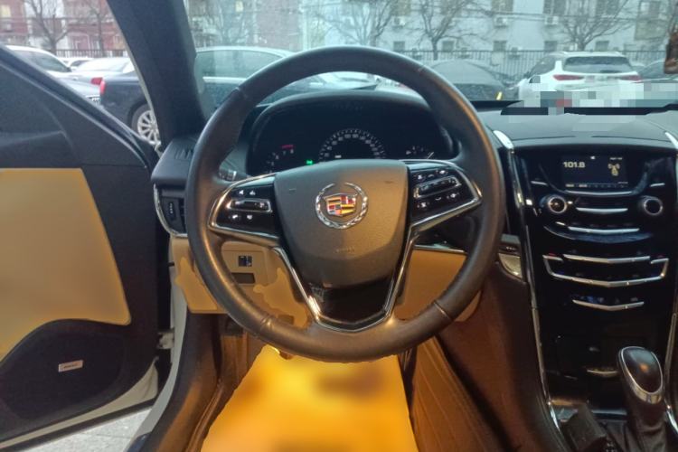 Used Cadillac ATS 2014 28T Comfort Version Steering Wheel
