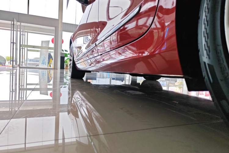 Used Cadillac ATS-L 2017 28T Fashion Edition Left Side Sill