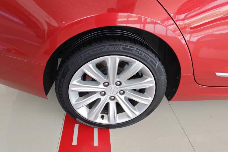 Used Cadillac ATS-L 2017 28T Fashion Edition Right Rear Wheel Hub