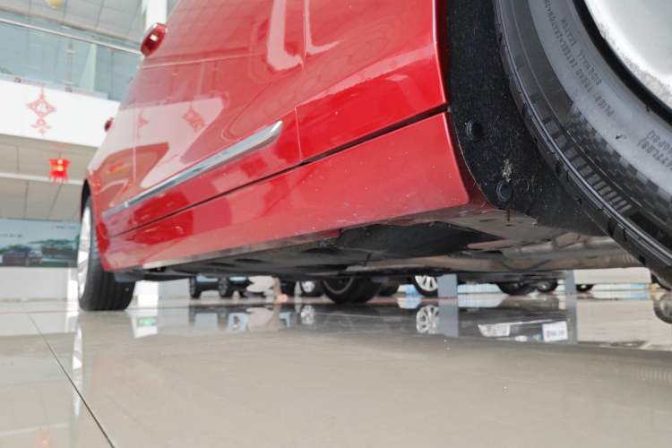 Used Cadillac ATS-L 2017 28T Fashion Edition Right Side Sill