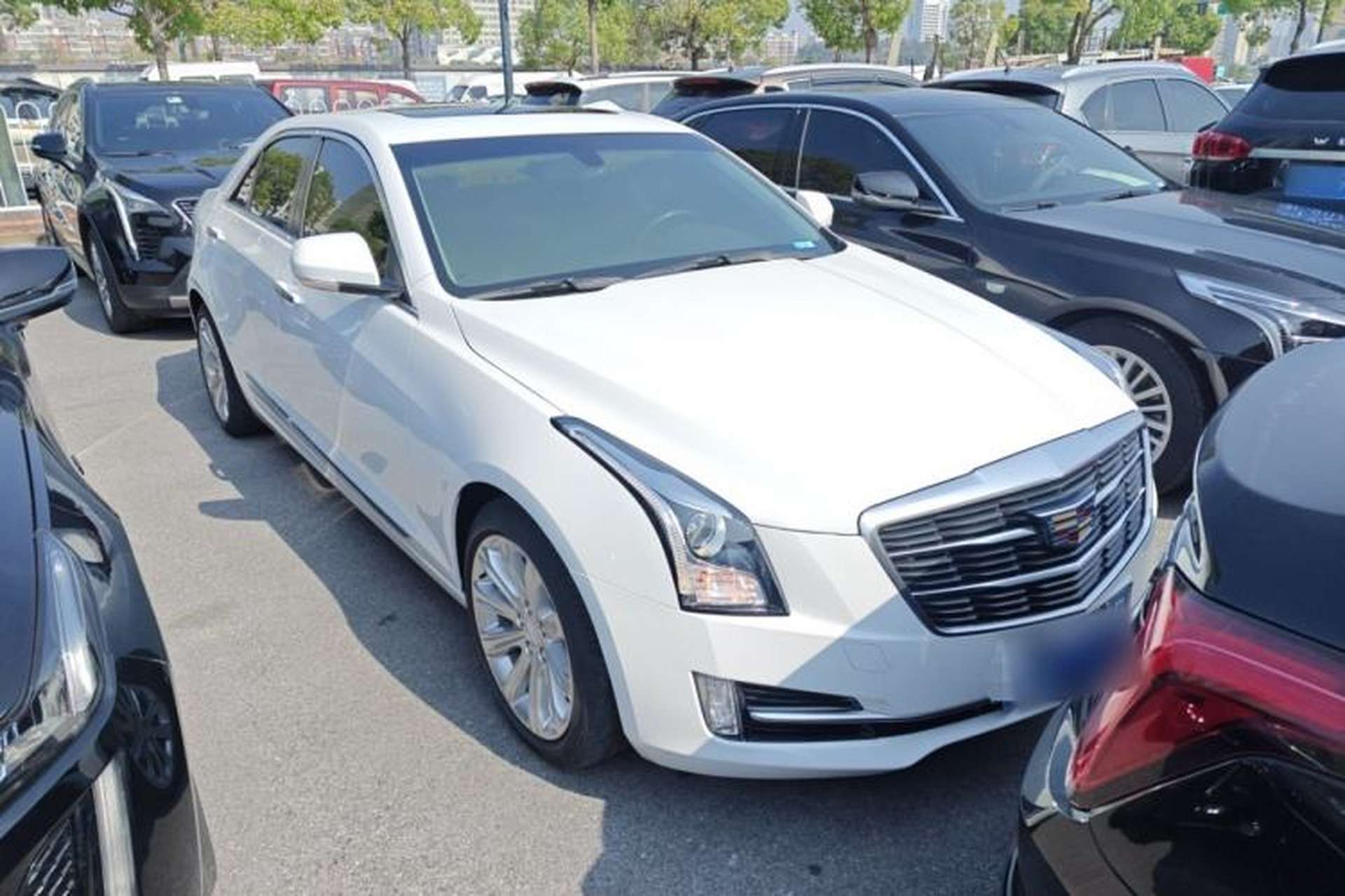 Used Cadillac ATS-L 2017 28T Fashion Edition Front Right 45 Deg
