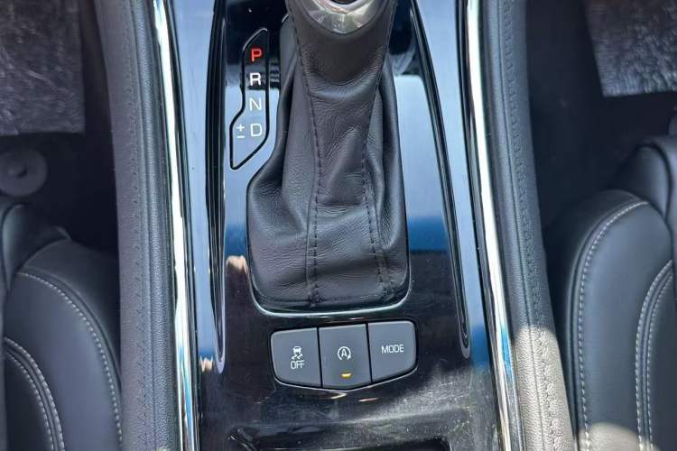 Used Cadillac ATS-L 2017 28T Tech Edition Interior 2