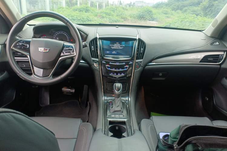 Used Cadillac ATS-L 2016 28T Fashion Edition Center Console