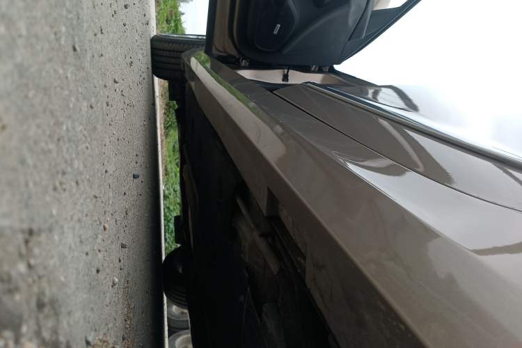 Used Cadillac ATS-L 2016 28T Fashion Edition Left Side Sill