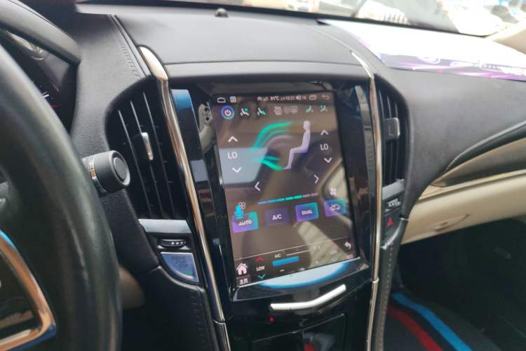 Used Cadillac ATS-L 2014 25T Comfort Model Audio And AC Panel