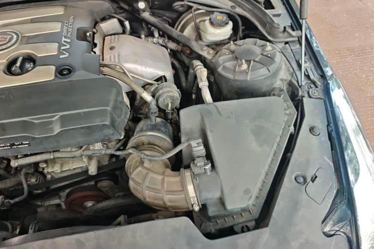 Used Cadillac ATS-L 2014 25T Comfort Model Engine Bay Left