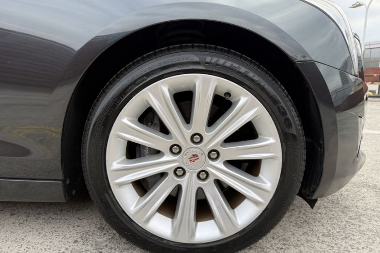 Used Cadillac ATS-L 2014 25T Comfort Model Exterior 4
