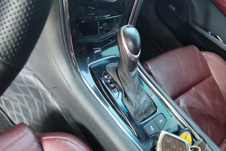 Used Cadillac ATS-L 2014 25T Comfort Model Gear Lever