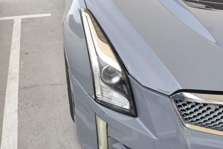 Used Cadillac ATS-L 2014 25T Comfort Model Right Front Headlight