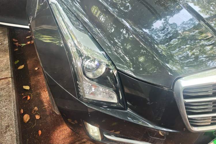 Used Cadillac ATS-L 2014 25T Comfort Model Right Front Headlight