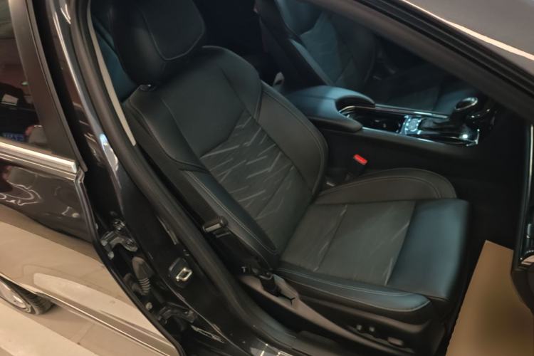 Used Cadillac ATS-L 2014 25T Comfort Model Right Front Seat