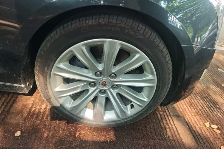 Used Cadillac ATS-L 2014 25T Comfort Model Right Front Wheel Hub