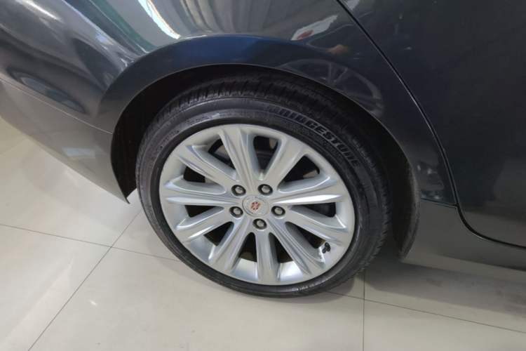 Used Cadillac ATS-L 2014 28T Elite Edition Right Rear Wheel Hub