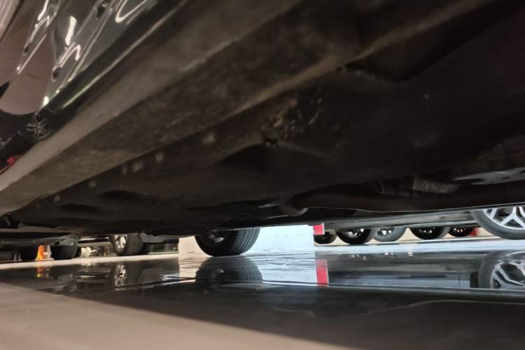 Used Cadillac ATS-L 2014 25T Comfort Model Right Side Sill