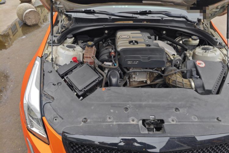 Used Cadillac ATS-L 2014 25T Comfort Model Engine Bay Right