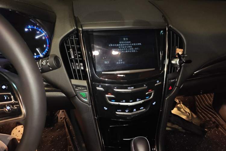Used Cadillac ATS-L 2014 25T Comfort Model Audio And AC Panel