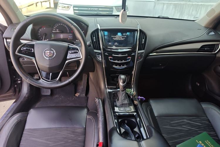 Used Cadillac ATS-L 2014 25T Comfort Model Center Console